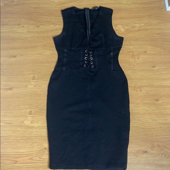 Love ❤️ Chesley Dresses & Skirts - Love ❤️ Chelsley Black Dress Size Medium